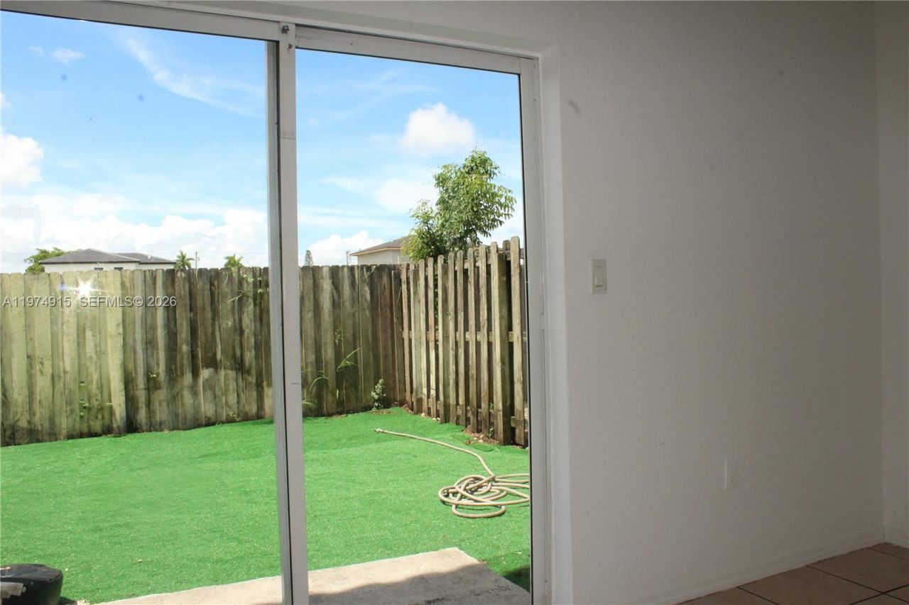 10937 SW 181st Ter, Miami, FL 33157 Photo