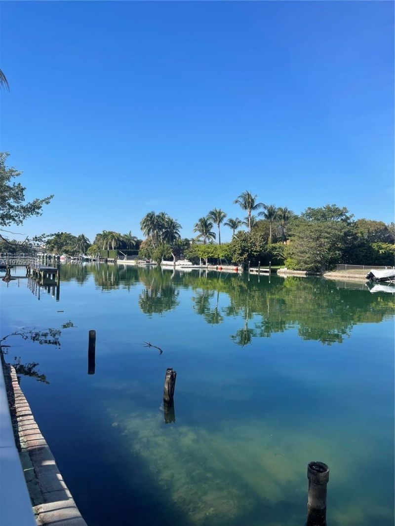 1289 Marseille Dr, Unit 50, Miami Beach, FL 33141 Photo