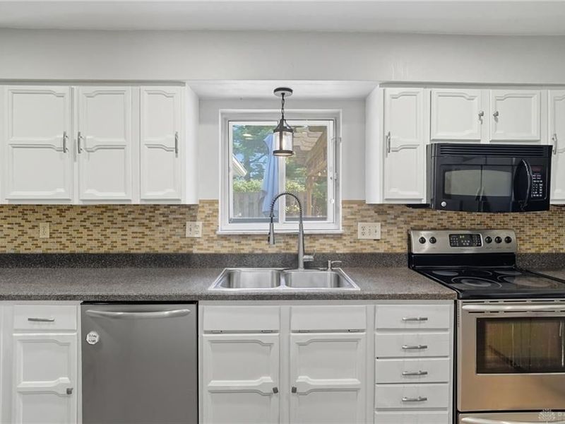 631 Augusta Drive, Fairborn, OH 45324 Photo 12