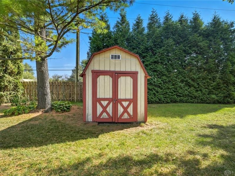 631 Augusta Drive, Fairborn, OH 45324 Photo 38