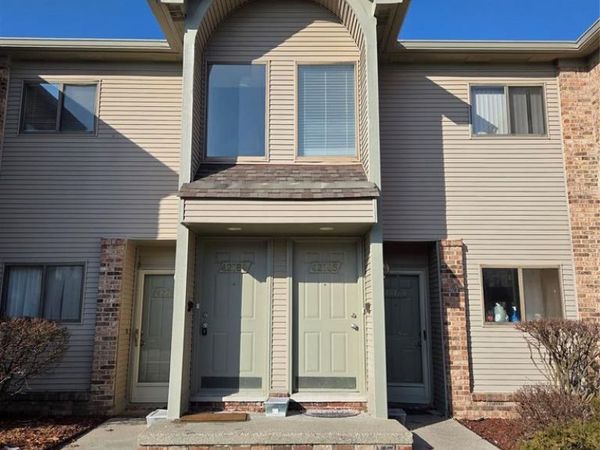 42789 Lilley Pointe Drive, CANTON, MI 48187