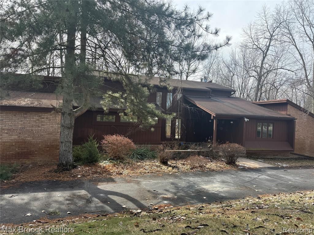 4623 Patrick Road, West Bloomfield Township, MI 48322 Main Photo