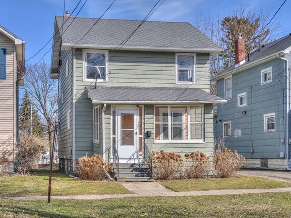 121 N Thompson Street, Jackson, MI 49202