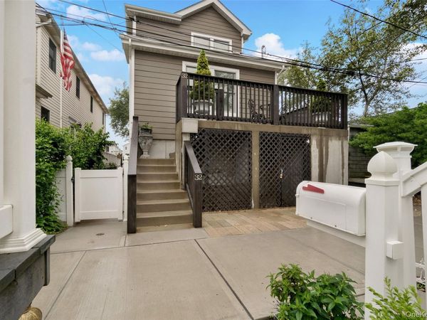 32 Janet Lane , Breezy Point, NY 11697