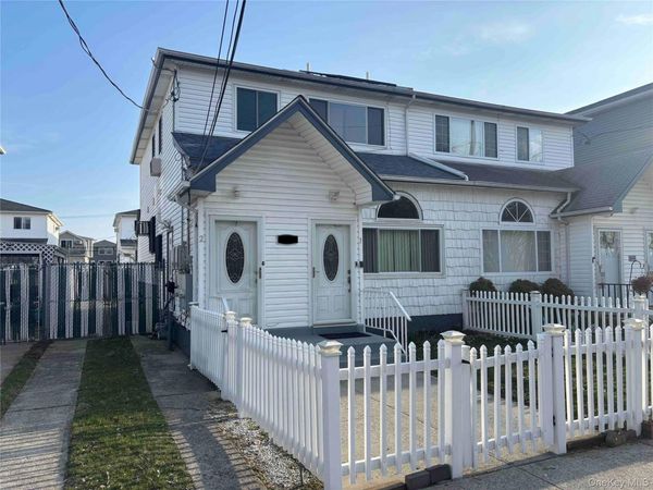 Arverne, NY 11692