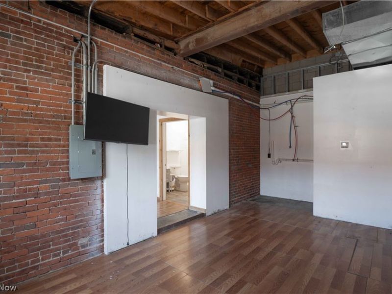 3849 Lakeside Avenue, Unit 106, Cleveland, OH 44114 Photo 8