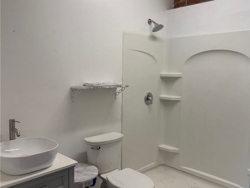 3849 Lakeside Avenue, Unit 106, Cleveland, OH 44114 Photo 9