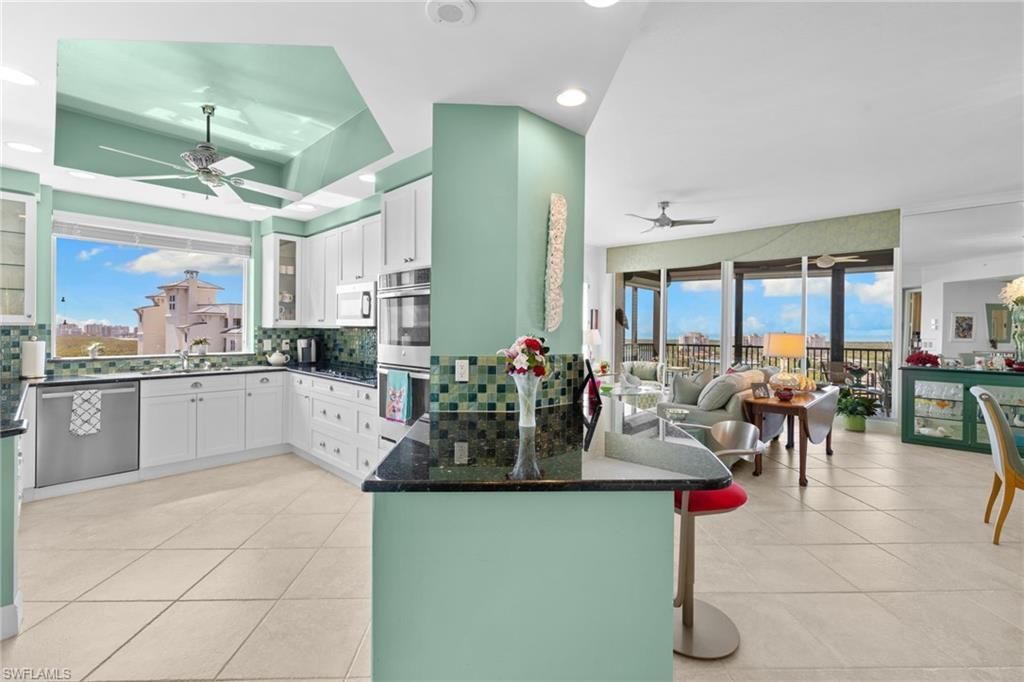 430 Cove Tower Dr, Unit 1501, Naples, FL 34110 Photo