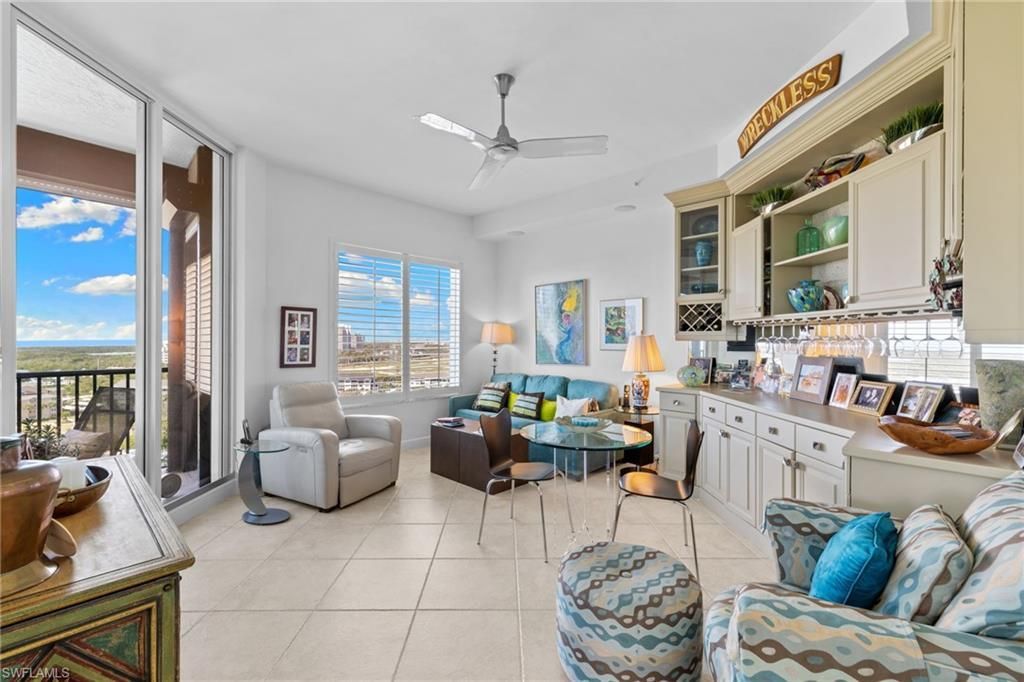 430 Cove Tower Dr, Unit 1501, Naples, FL 34110 Photo