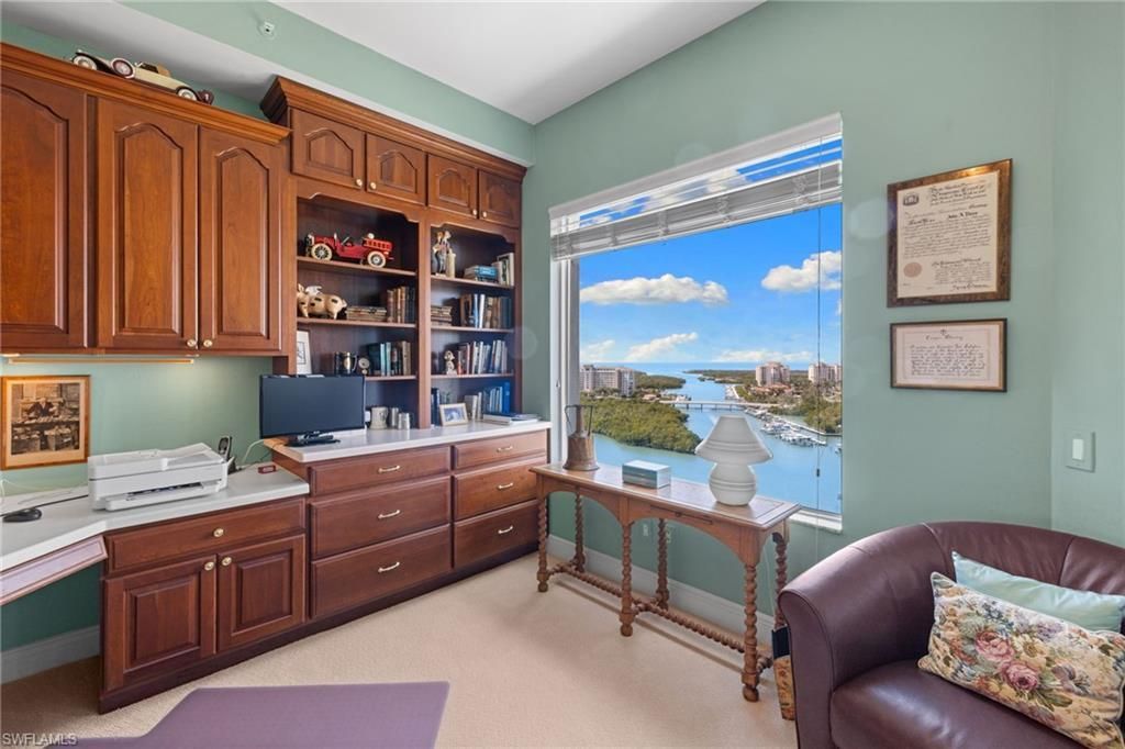 430 Cove Tower Dr, Unit 1501, Naples, FL 34110 Photo