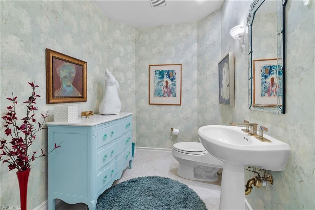 430 Cove Tower Dr, Unit 1501, Naples, FL 34110 Photo