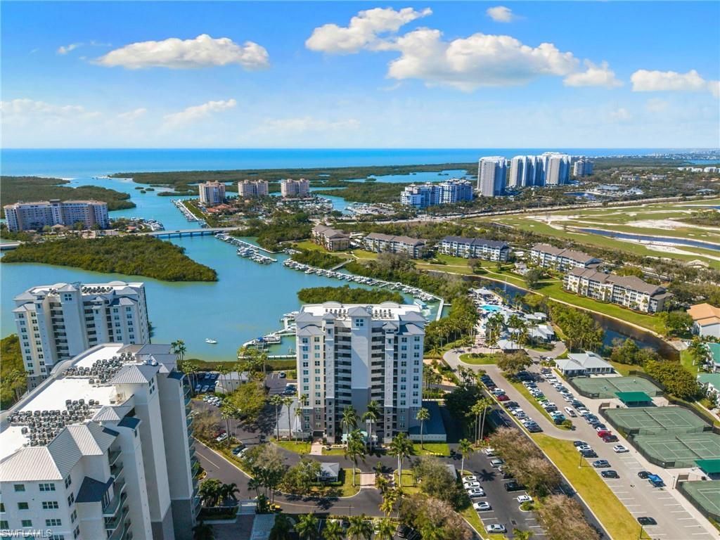 430 Cove Tower Dr, Unit 1501, Naples, FL 34110 Photo