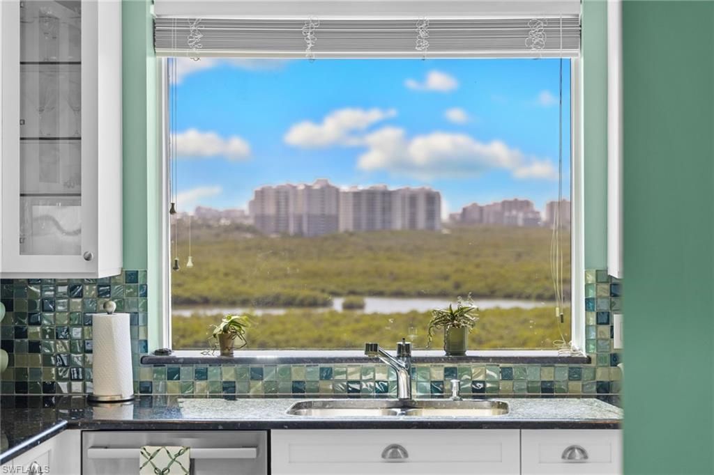 430 Cove Tower Dr, Unit 1501, Naples, FL 34110 Photo