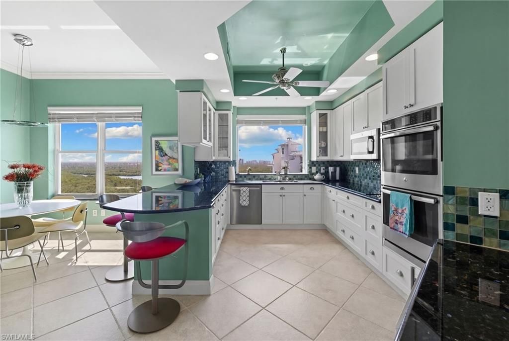 430 Cove Tower Dr, Unit 1501, Naples, FL 34110 Photo