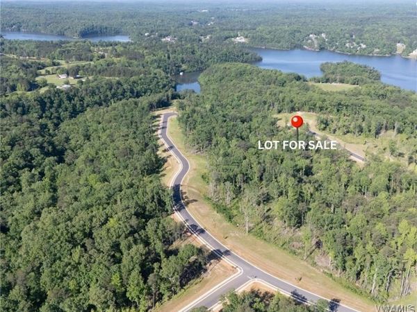 42 Nantucket Avenue, Tuscaloosa, AL 35406