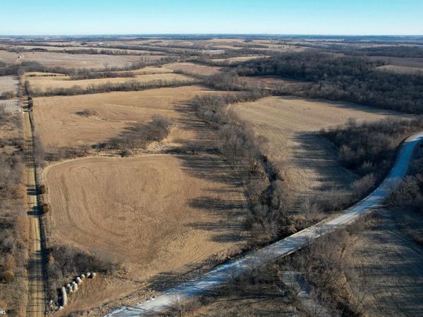 110th Street, Eddyville, IA 52553