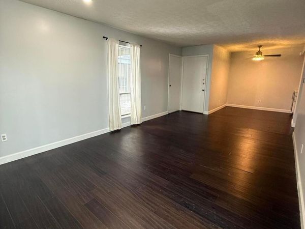 1094 Merrimar Circle S, Unit A, Columbus, OH 43220