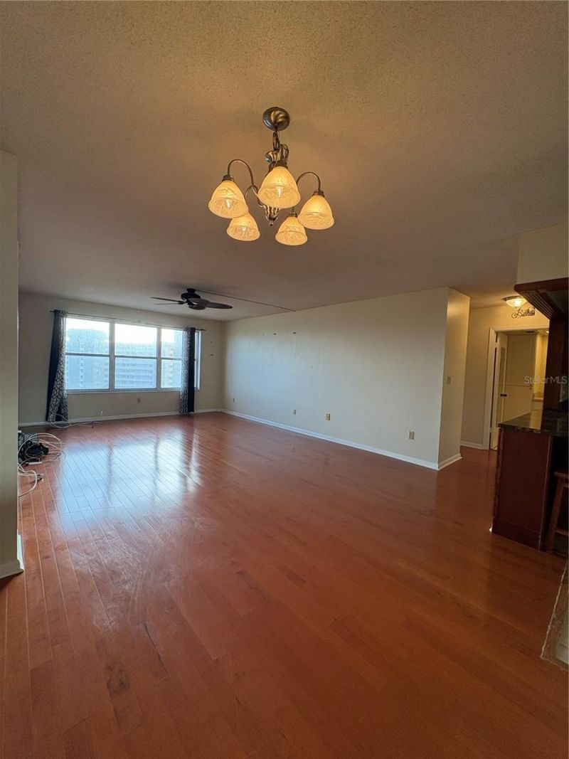 5220 Brittany Drive S, Unit 803, Saint Petersburg, FL 33715 Photo