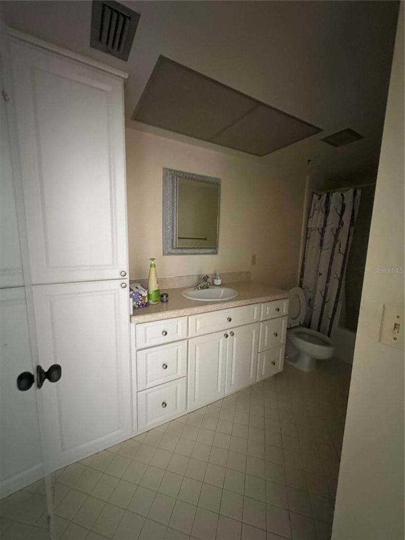 5220 Brittany Drive S, Unit 803, Saint Petersburg, FL 33715 Photo
