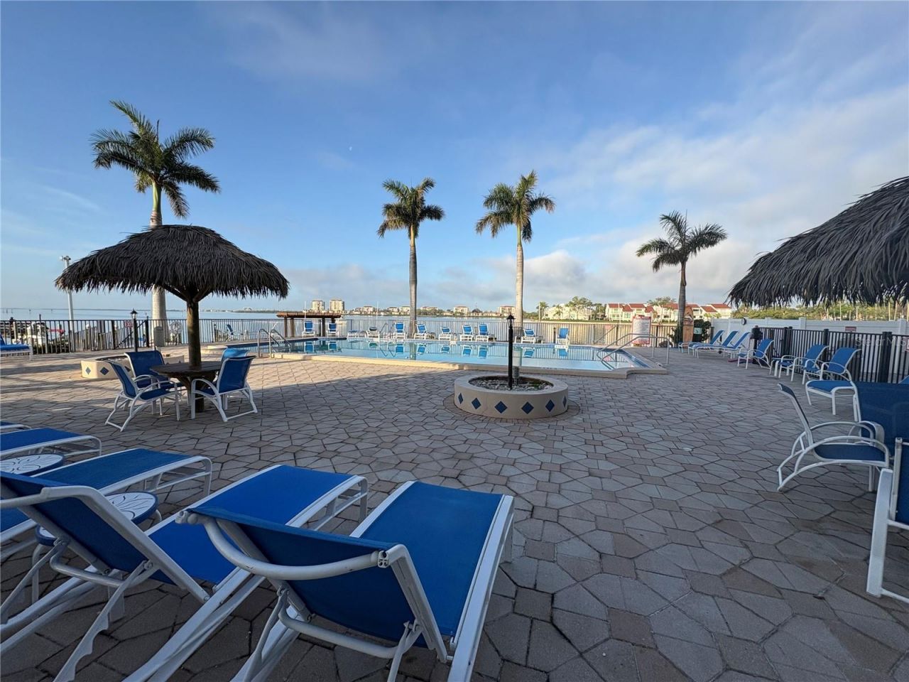 5220 Brittany Drive S, Unit 803, Saint Petersburg, FL 33715 Photo