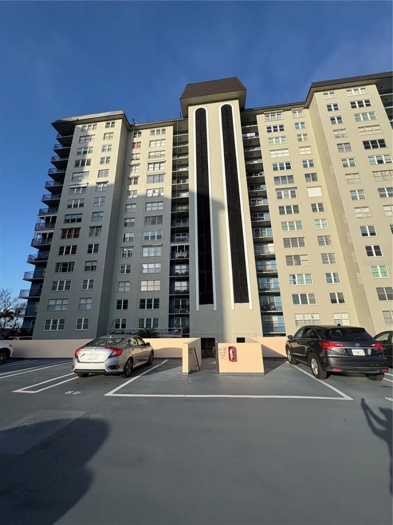 5220 Brittany Drive S, Unit 803, Saint Petersburg, FL 33715 Photo