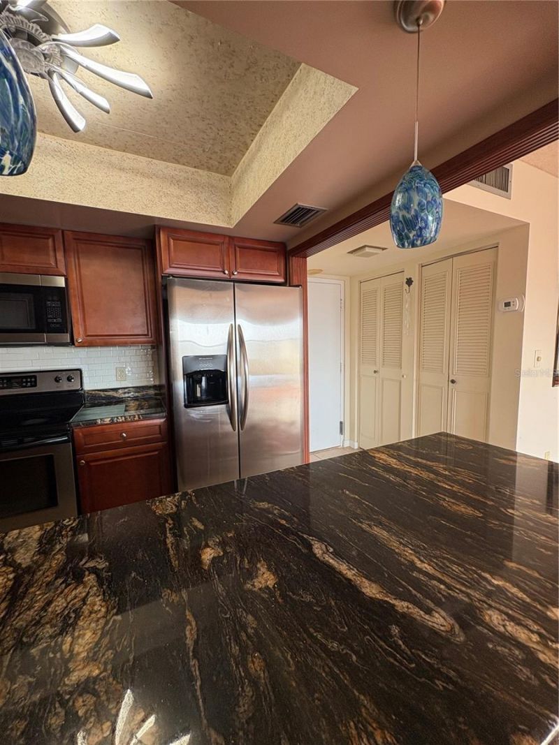 5220 Brittany Drive S, Unit 803, Saint Petersburg, FL 33715 Photo