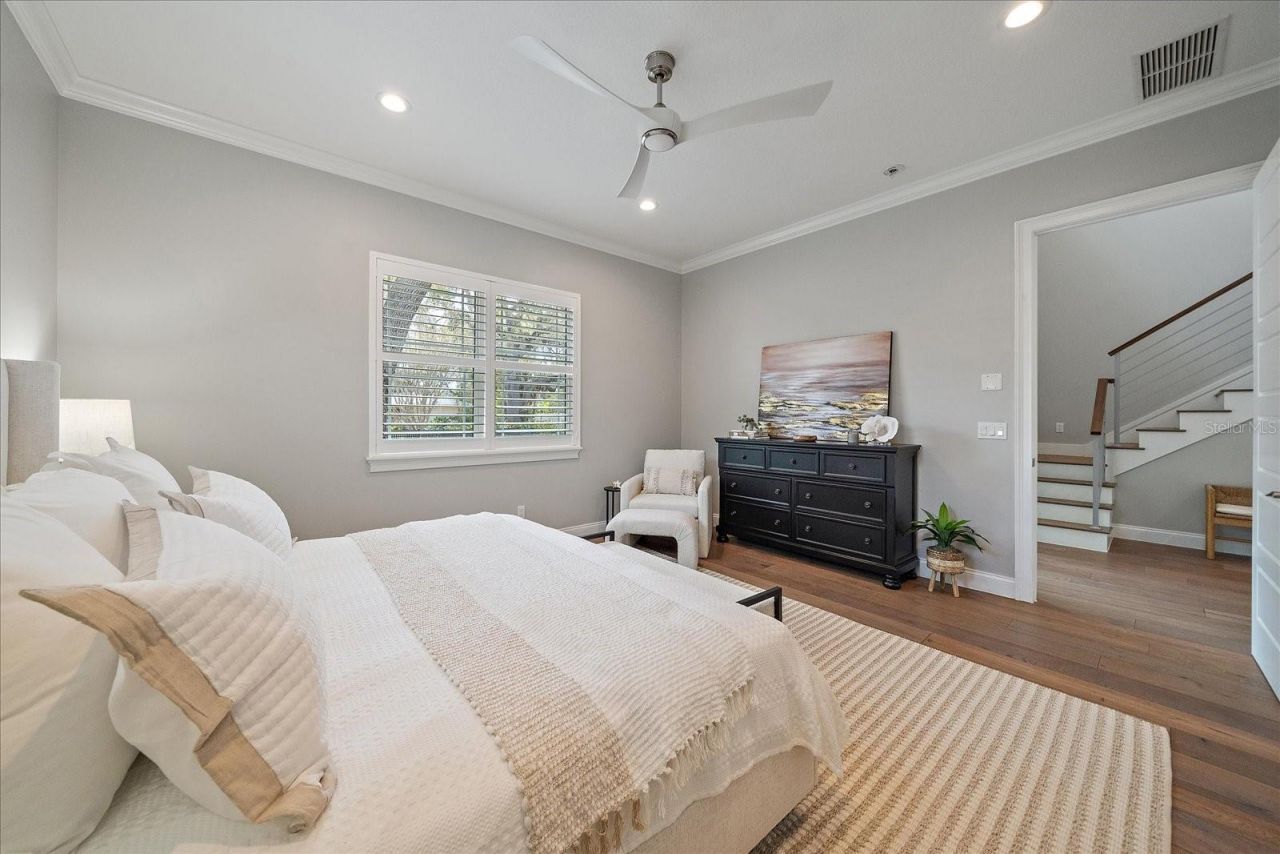 2207 Wisteria Street, Sarasota, FL 34239 Photo