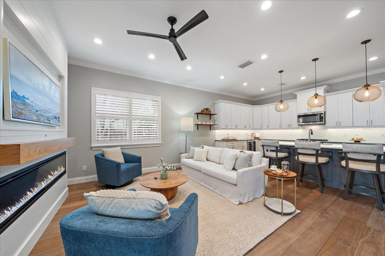 2207 Wisteria Street, Sarasota, FL 34239 Photo