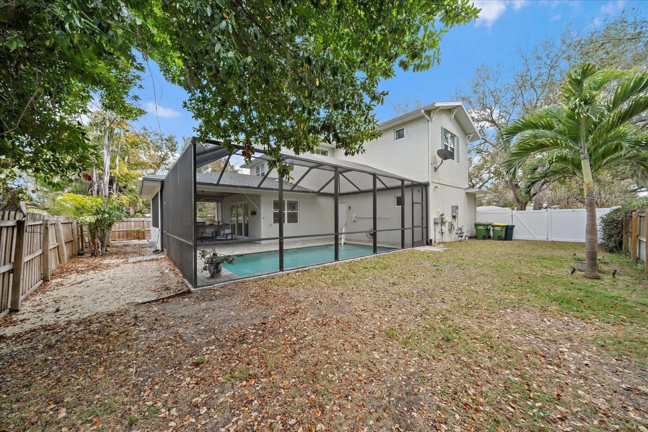 2207 Wisteria Street, Sarasota, FL 34239 Photo