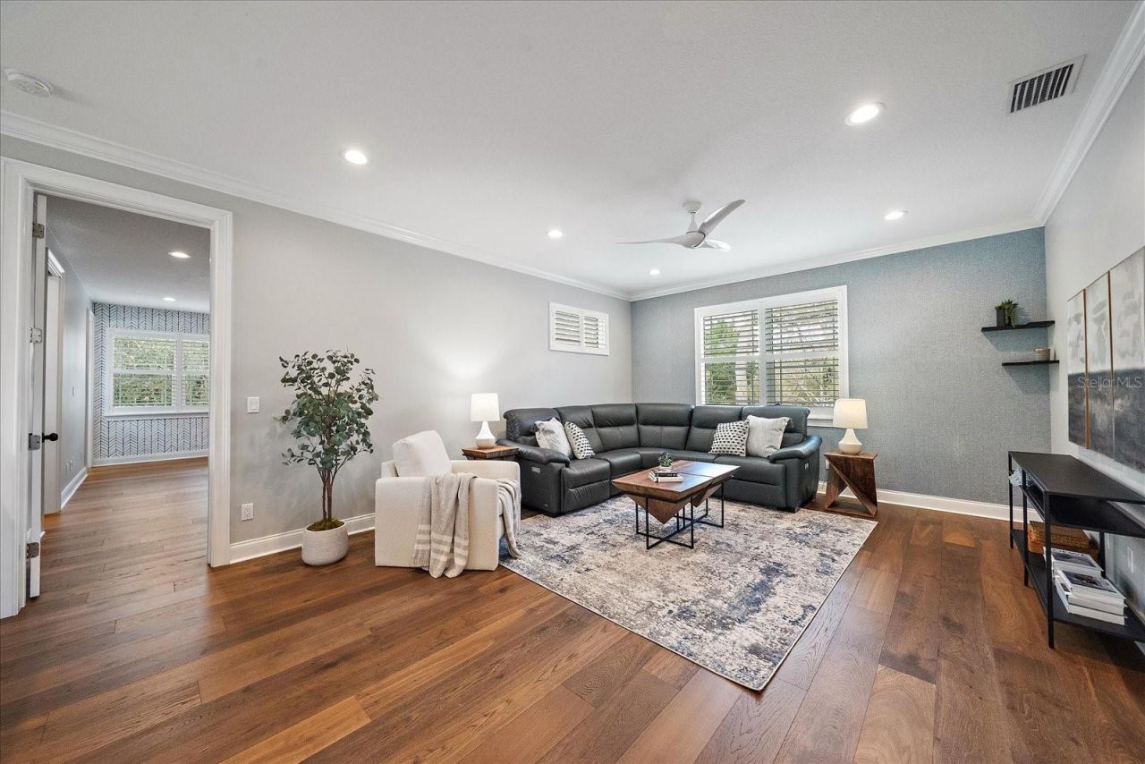 2207 Wisteria Street, Sarasota, FL 34239 Photo