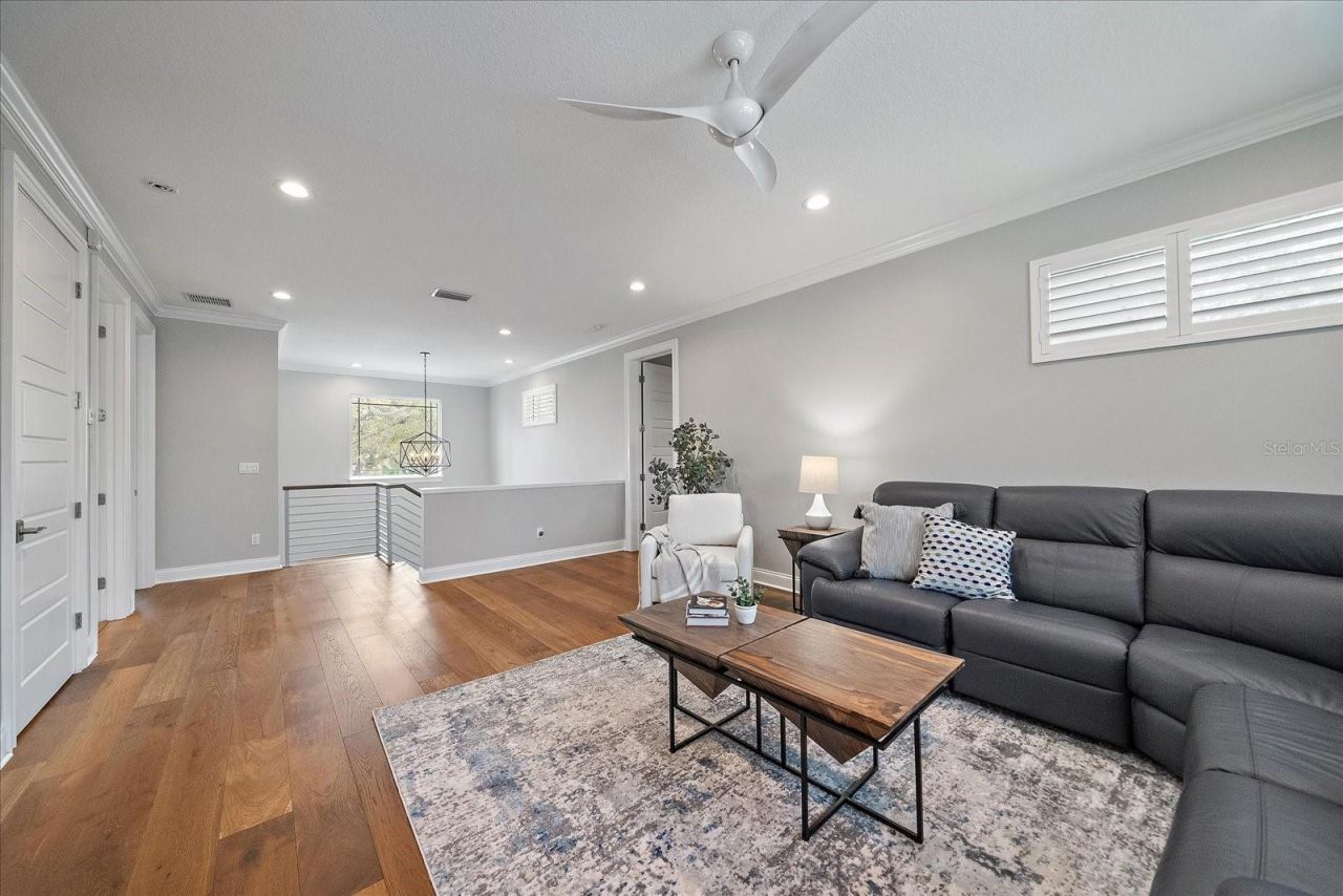 2207 Wisteria Street, Sarasota, FL 34239 Photo