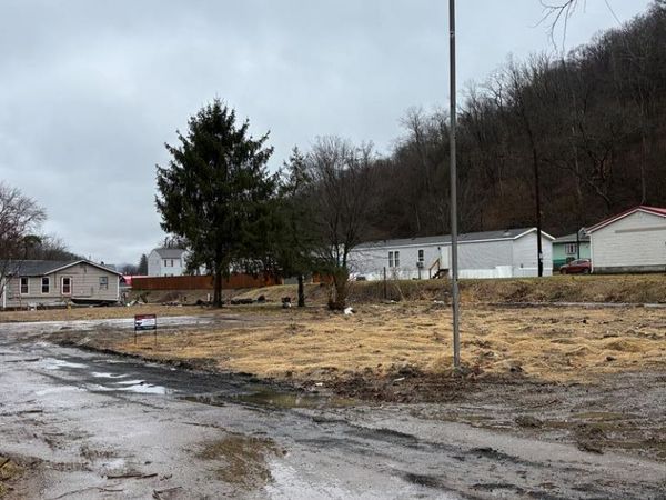 149 Midway Street, Triadelphia, WV 26059