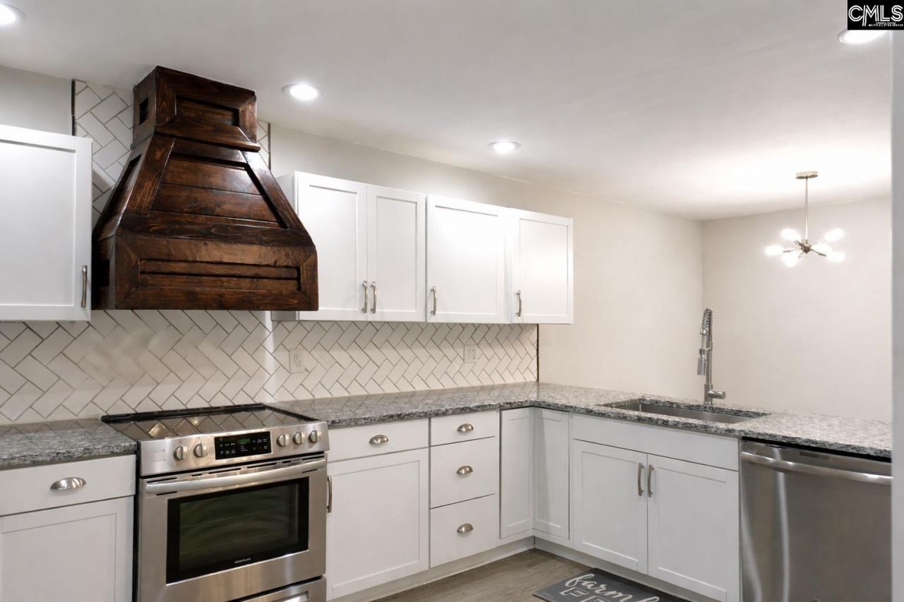 211 Shoreline Drive Photo 23