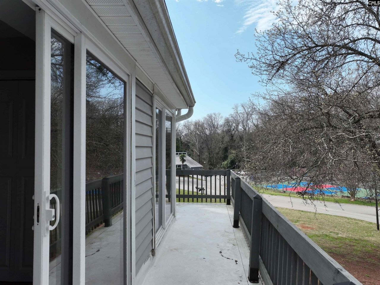 211 Shoreline Drive  Photo 27