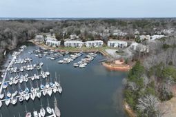 211 Shoreline Drive  photo 4