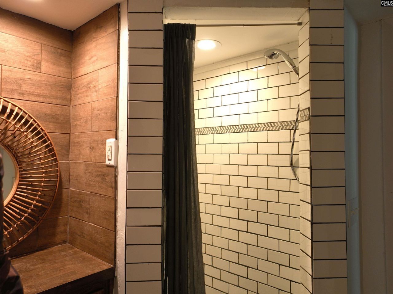 211 Shoreline Drive Photo 42