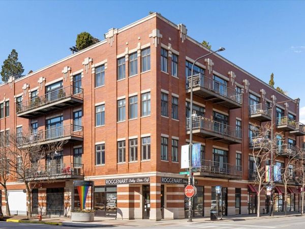 800 W Cornelia Avenue , Unit 407, Chicago, IL 60657