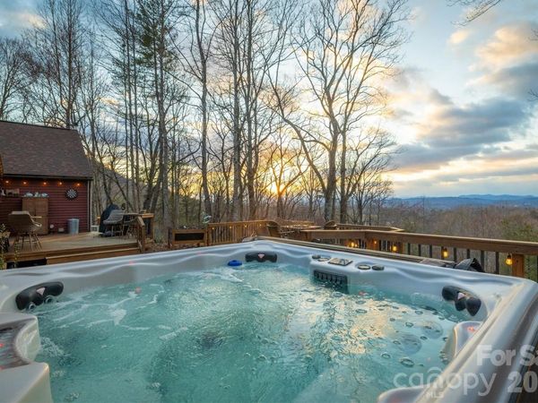 1345 Taylorsville Road SE, Lenoir, NC 28645