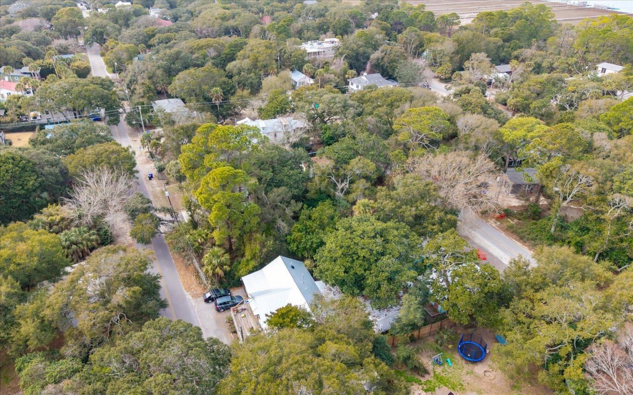 406 E Erie Avenue Photo 17