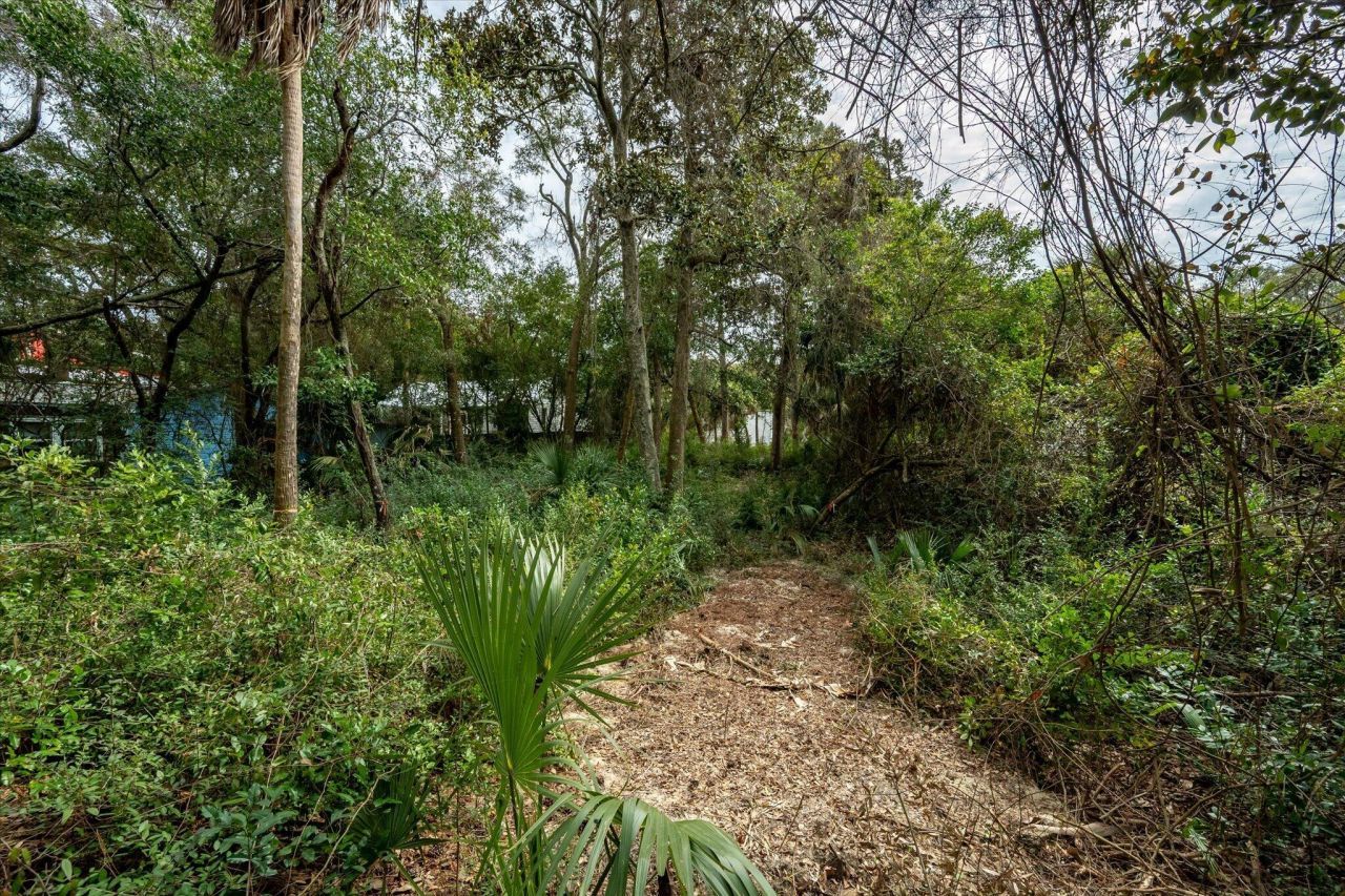 406 E Erie Avenue Photo 27