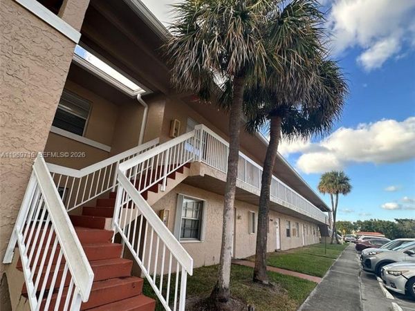 910 Twin Lakes Dr , Unit 8-K, Coral Springs, FL 33071