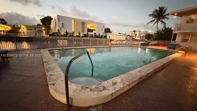 1275 Marseille Dr , Unit 40, Miami Beach, FL 33141 Photo