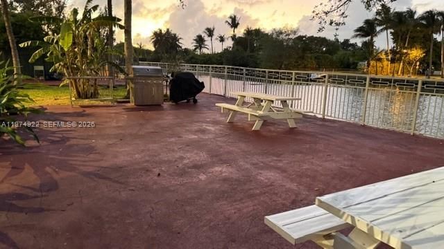 1275 Marseille Dr , Unit 40, Miami Beach, FL 33141 Photo