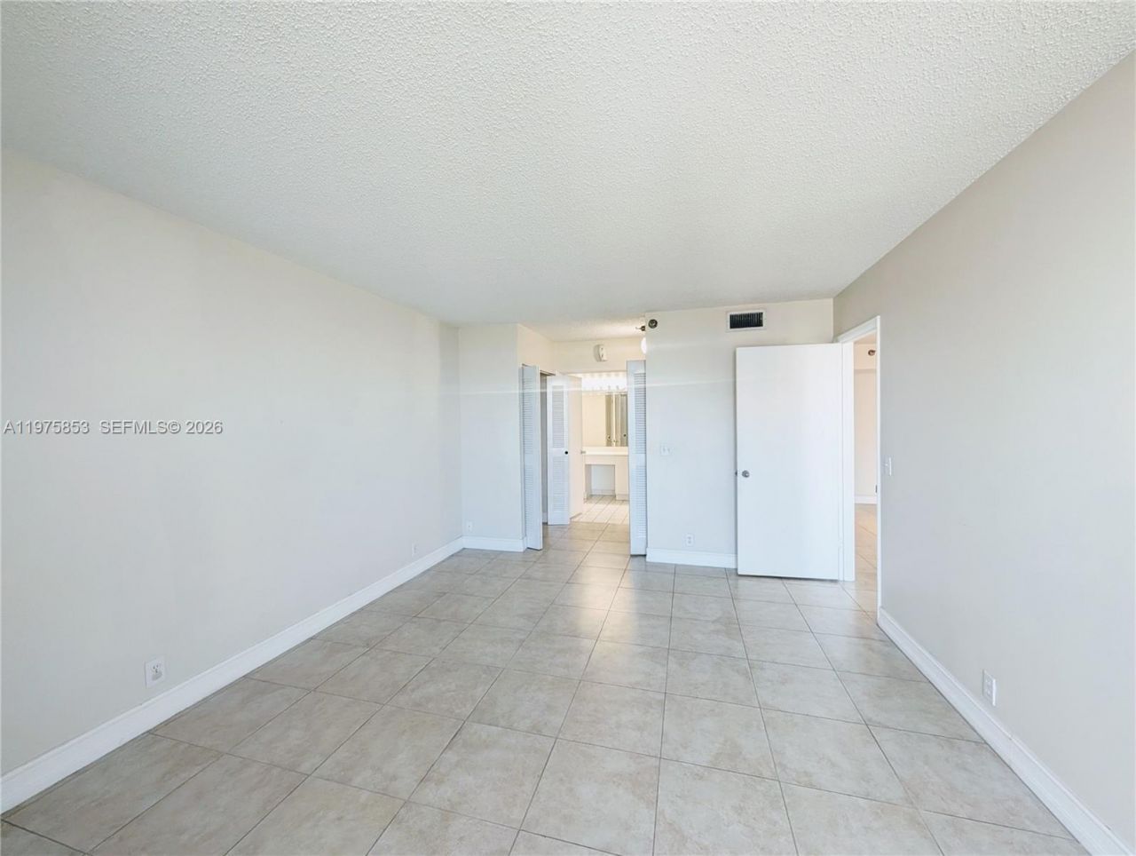 3300 NE 191st St, Unit 1208, Aventura, FL 33180 Photo