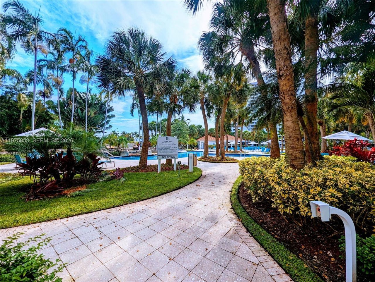 3300 NE 191st St, Unit 1208, Aventura, FL 33180 Photo