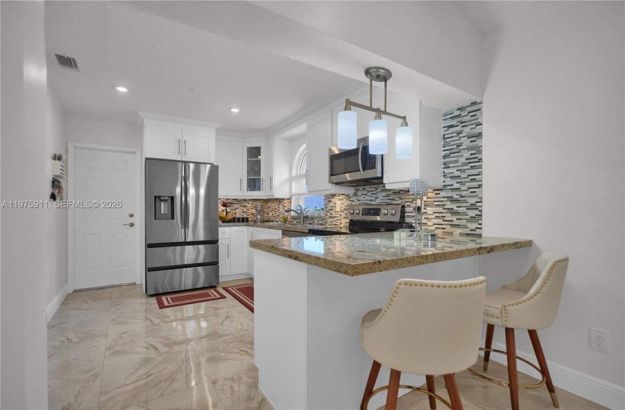 14360 SW 156th Ter, Miami, FL 33177 Photo