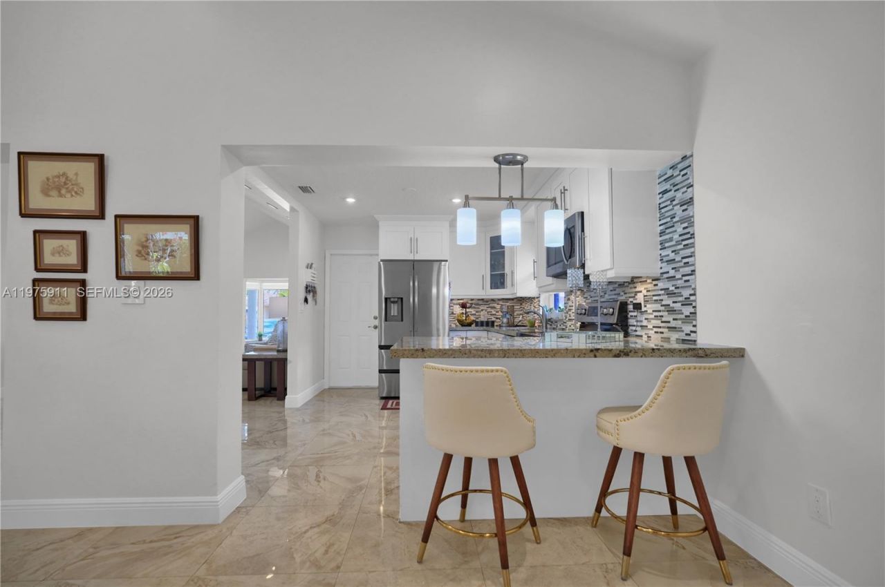 14360 SW 156th Ter , Miami, FL 33177 Photo