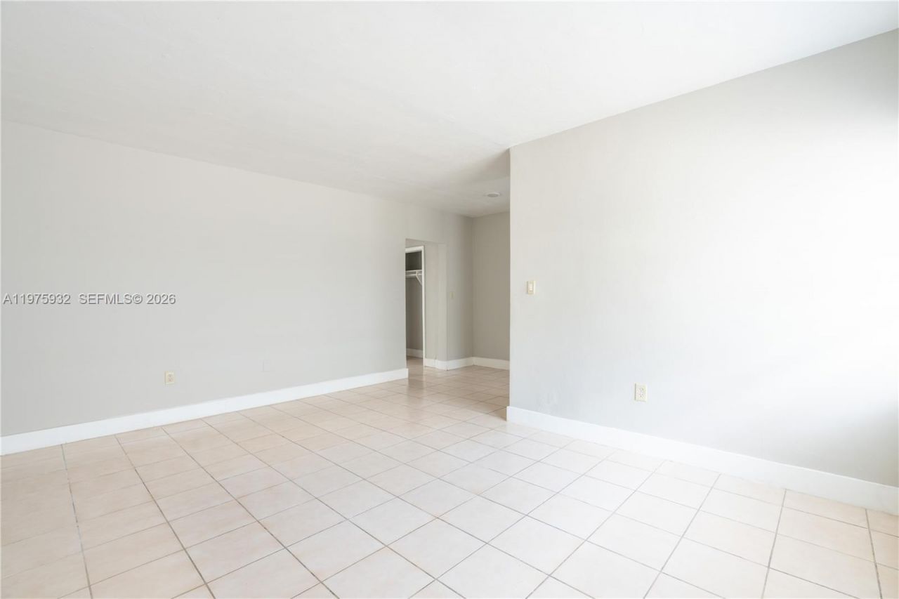 7311 Gary Ave, Unit 8, Miami Beach, FL 33141 Photo