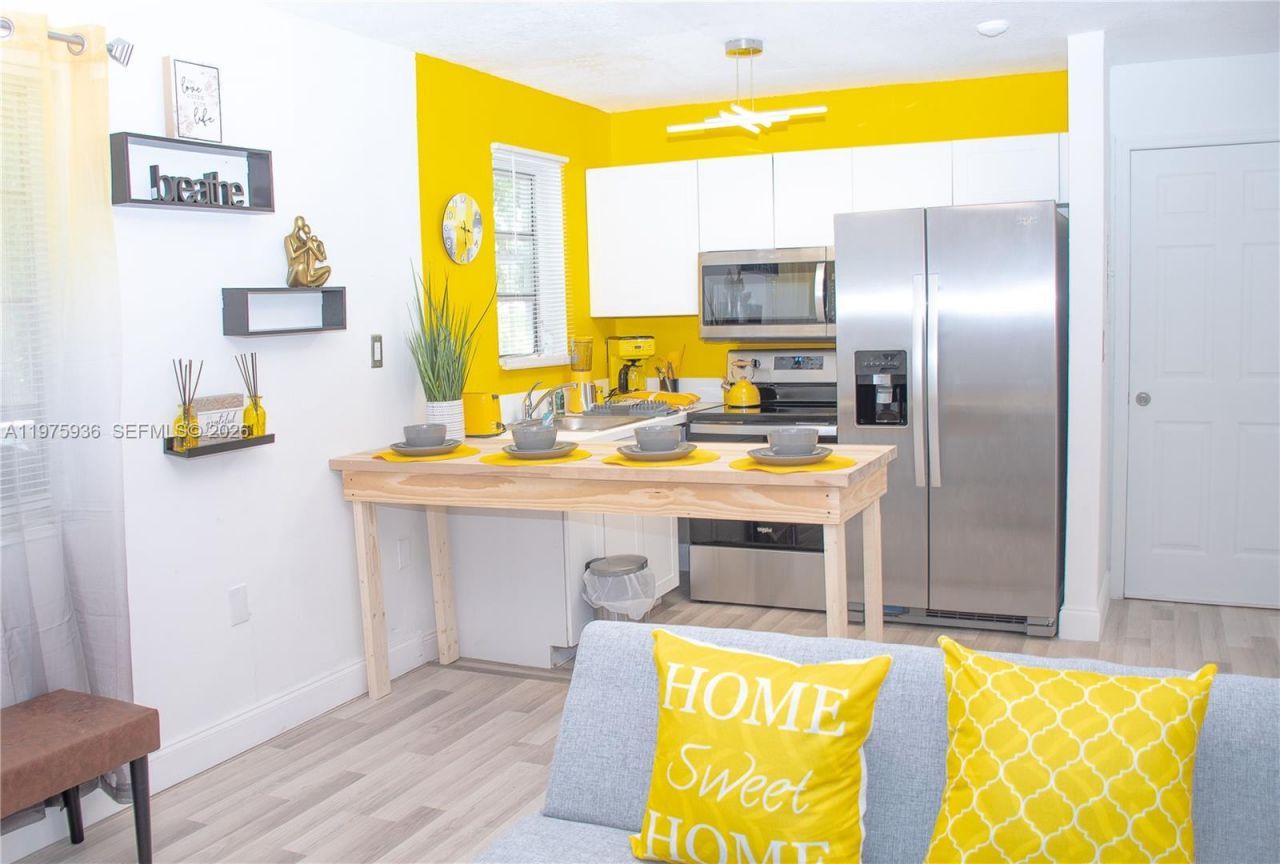 43 NW 41st St , Miami, FL 33127 Photo