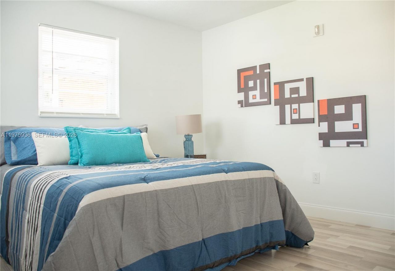 43 NW 41st St , Miami, FL 33127 Photo